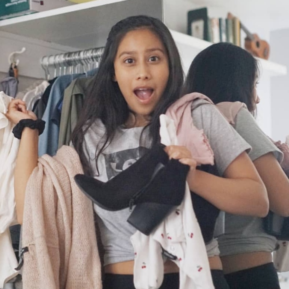 Meet your Posher, Nicole - Picture 6 of 6